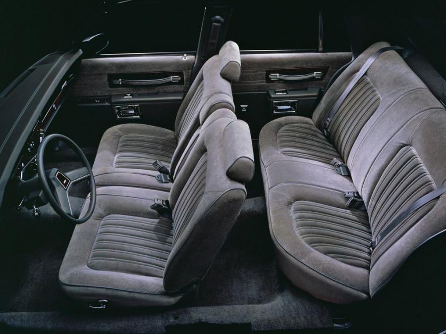 Chevrolet Caprice Classic Brougham LS 1987 года  (фото 3 из 8)